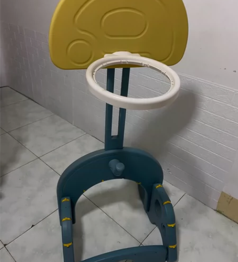 儿童篮球架，质量很好，没有玩过，但是就一个...