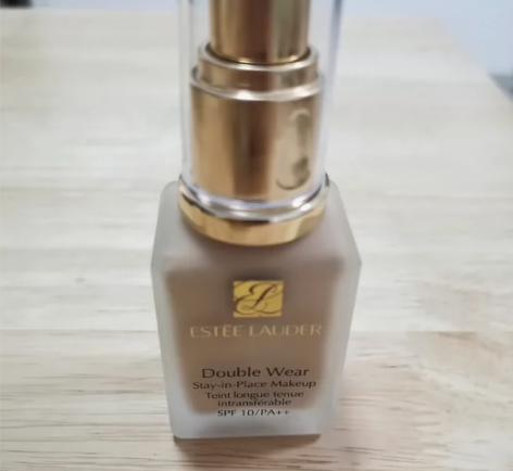 雅诗兰黛粉底液-2C0 cdf会员购上买的...