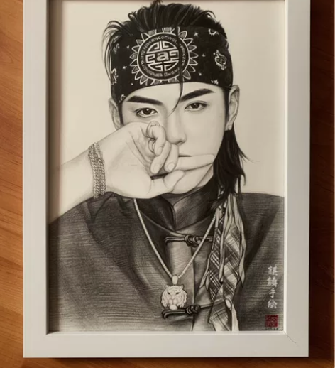 #头像设计#麒麟手绘画像素描水彩铅油画肖像...