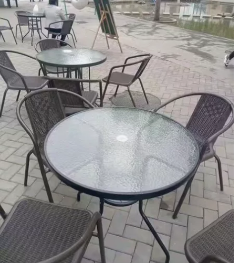 【全新急出】户外桌椅庭院带伞露天室外休闲防...