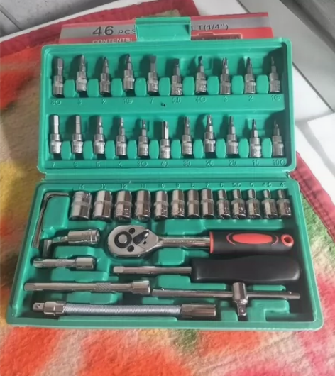 五金店处理一批46件套汽修工具套筒扳手棘轮套装汽修组合 清仓... 五金店处理一批46件套汽修工具套筒扳手棘轮套装汽修组合 清仓...