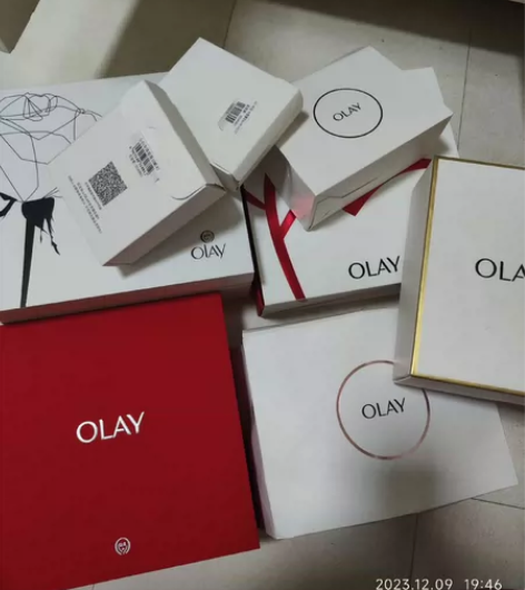 olay大红瓶精华水 我跟我妈都用olay...