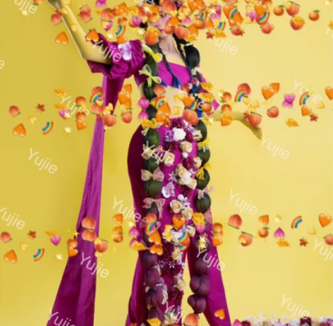 【出】服装设计成衣 现代撞色人物设计 高价...