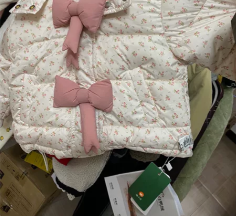 女宝宝羽绒服 橘止皮品牌的 新国标90白鸭...