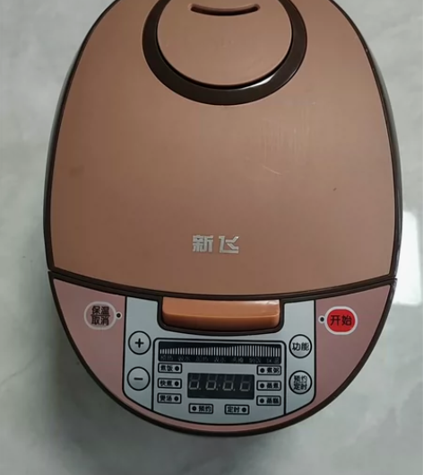新飞电饭煲，基本没用过，想要的朋友不要错过...