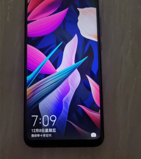 华为麦芒7，内存64+6。自用。进网许可都...