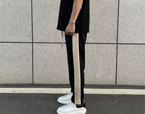 九分裤子男侧边杏色休闲裤潮直筒宽松高街运动...