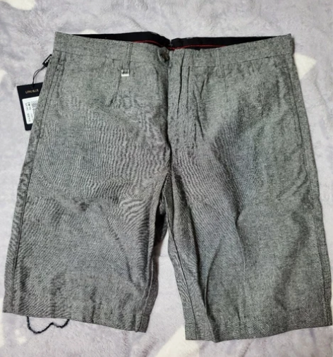 全新男士休闲短裤，38码，码数偏小，请看好...
