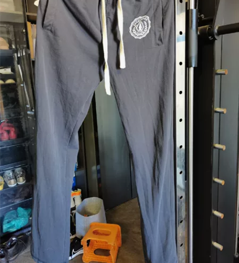 圣蜥国风水墨蓝卫裤，带薄绒裤长100腰围7...