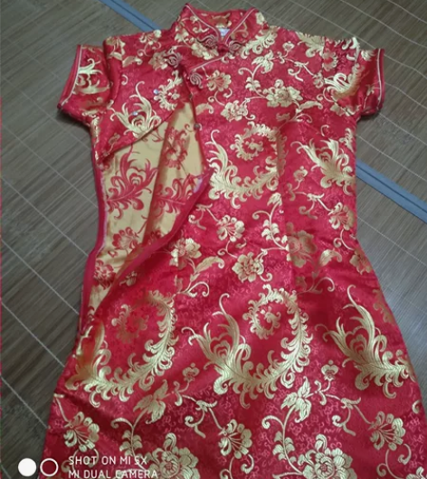 姑苏情旗袍，衣服上实量衣长从肩开始约135...