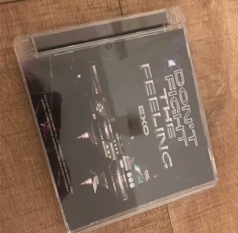 EXO 特别专辑卡碟ver 无卡，标价出，...