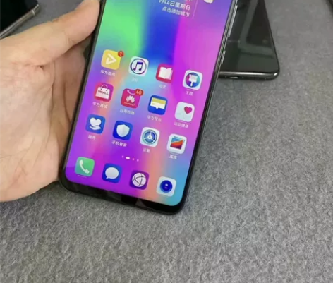 便宜出华为荣耀10青春版6+128二手手机...