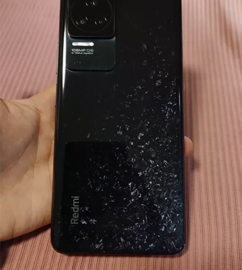 买了小米14，准备出了自用红米k50Pro...