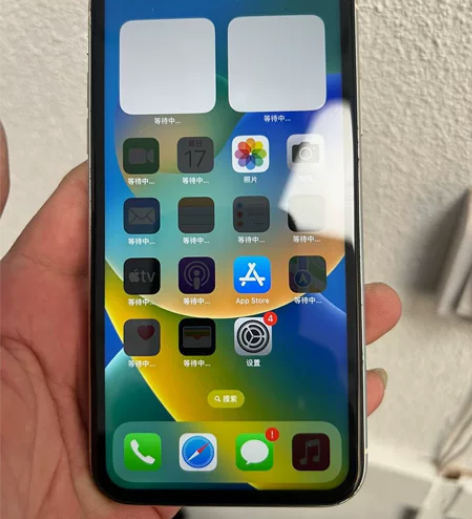 苹果11 61 换过电池和 组装屏...