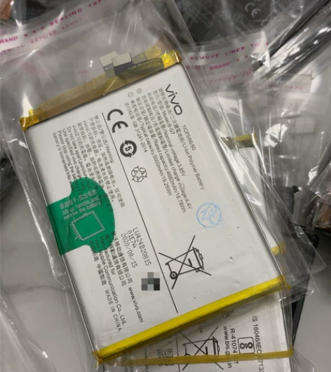 vivovivo电池Z5x/Y3原装正品！...