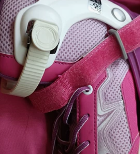 迪卡侬旱冰鞋，头盔，护手腕，护膝，包一套，...