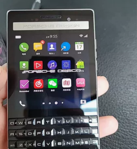 个人自用闲置黑莓P9983定制版 95新，...