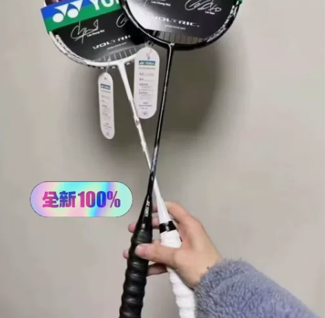 尤尼克斯vt黑白，男朋友分手时送的不想用低...