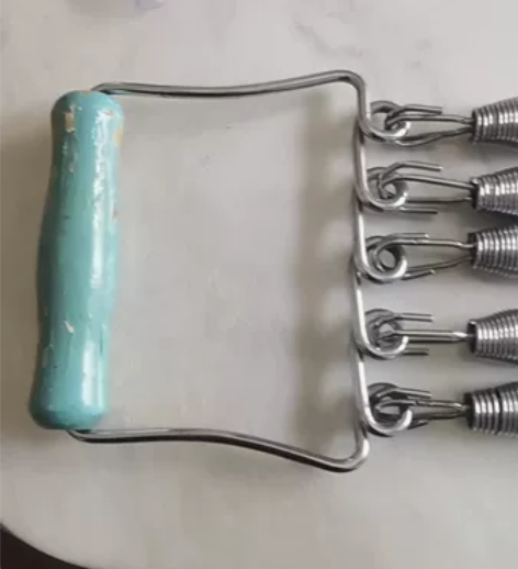 拉力器一个，把手掉漆，介意勿拍，有意私聊 ...