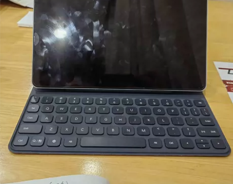 荣耀平板v6，鸿蒙系统 21年购入 系统流...