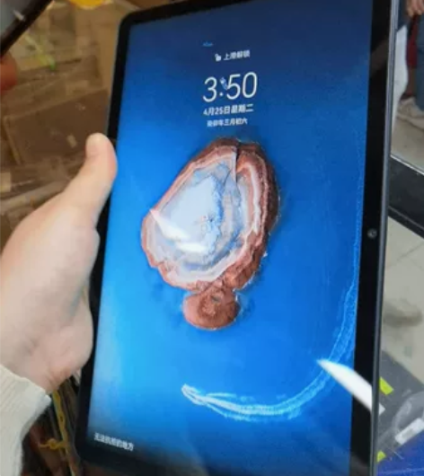 荣耀平板V6，麒麟985处理器，插内存卡＋...