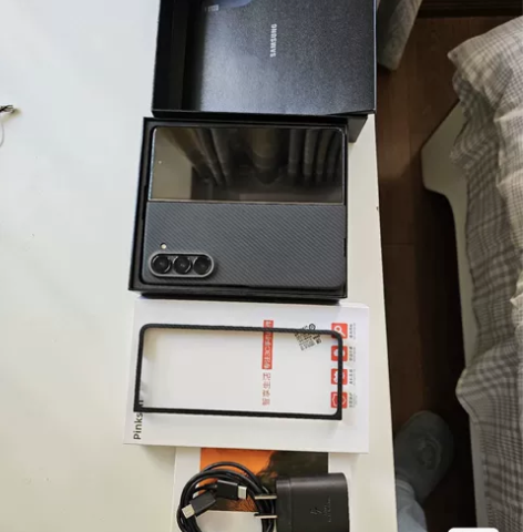 ?自用三星zfold5，黑色，512g，国...