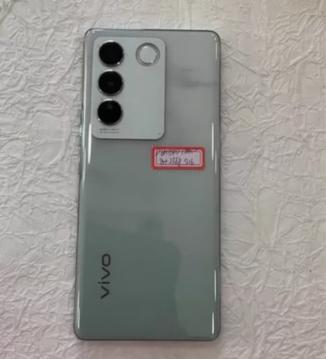 vivo新款S16内存8?256g1888...