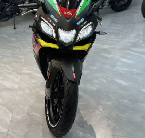 21年阿普利亚GPR250R，行驶9800...