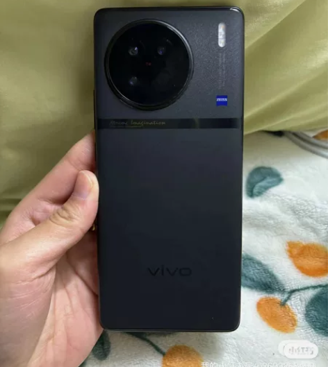 vivox90 12+256的，换苹果了，...