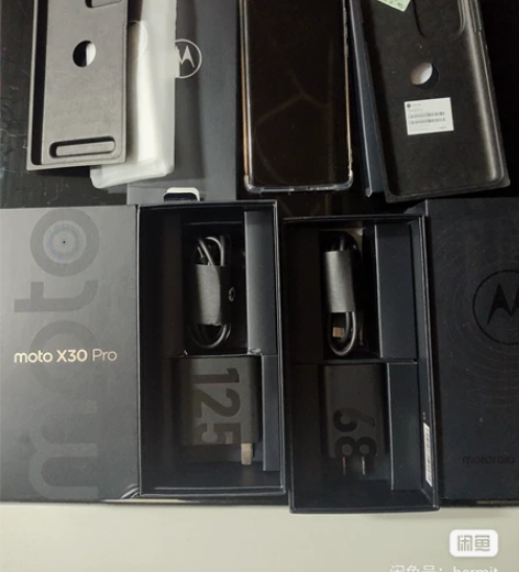 自用摩托罗拉Motorola X30 X4...