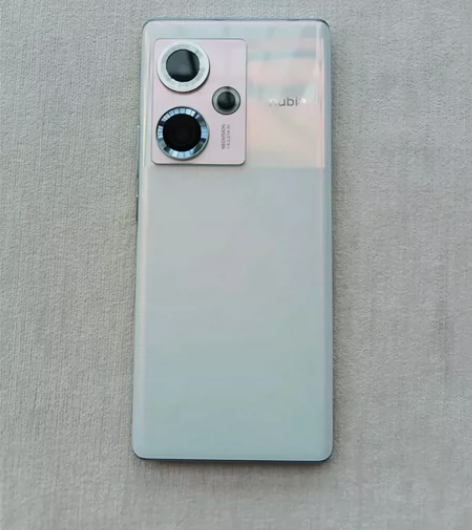 标题：95新努比亚Z50  8+256  ...