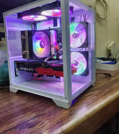 光追海景房i5 12400f+七彩虹306...