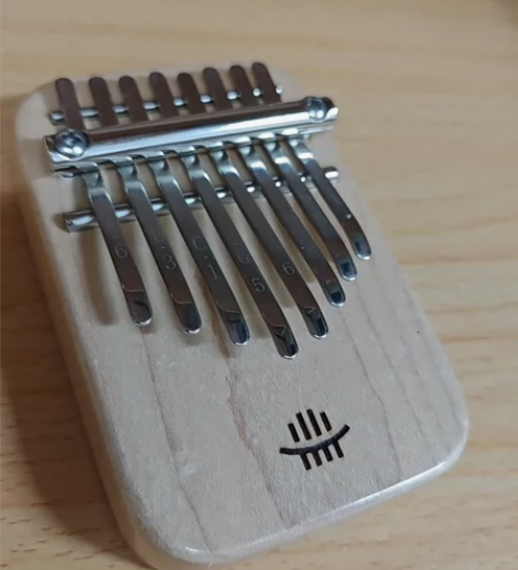 ?拇指琴卡林巴琴中8音乐器简单易学女生手拨...