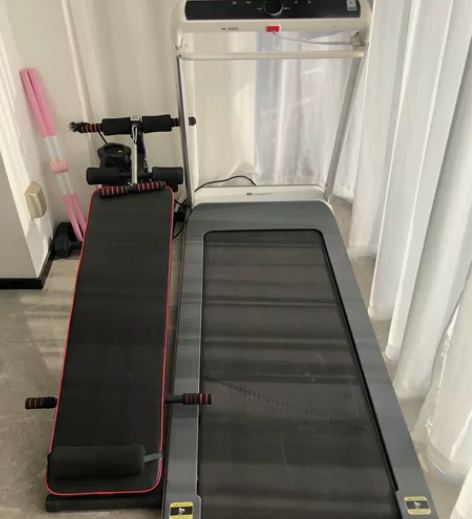 仰卧起坐健身器，自提。 感兴趣的话点“我想...