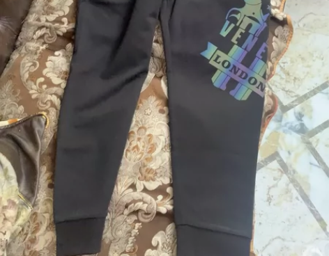 男士休闲裤运动裤全新带吊牌。腰围平铺88。...