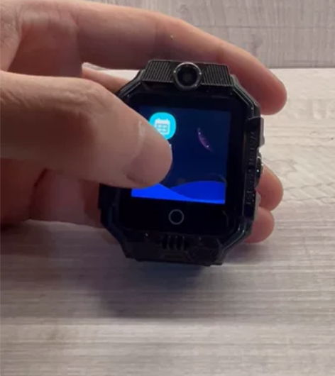 【闲置】联想4G儿童电话手表K3，黑色，9...