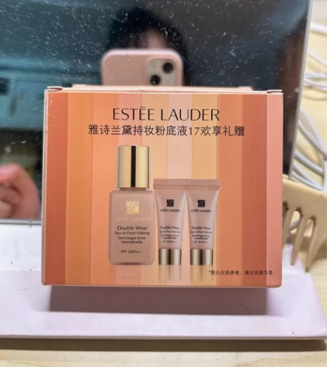 出雅诗兰黛dw粉底液1w1，20ml 全新...