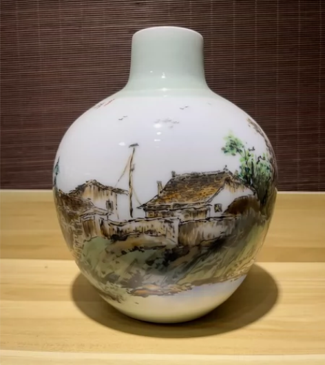 景德镇全手工山水花瓶  本人在景德镇接手工...