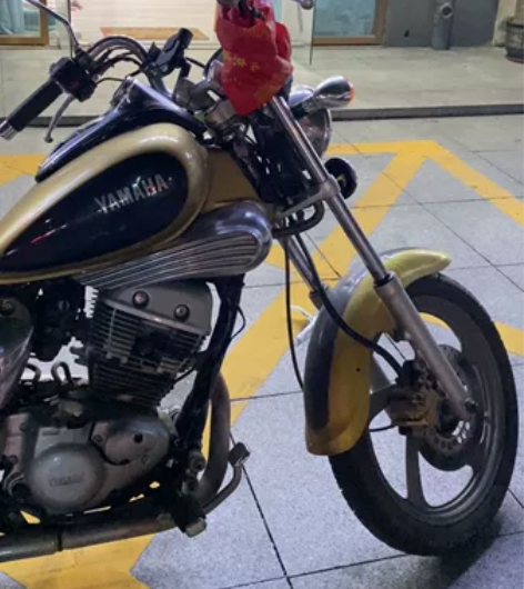 雅马哈劲龙250太子摩托车 雅马哈这款风冷...