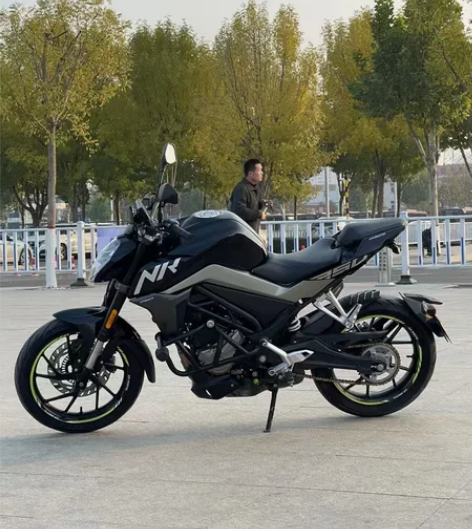 21年春风nk250 新到大量九九新水车，...