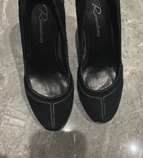 35码偏大，36可穿，12cm跟，2cm防...