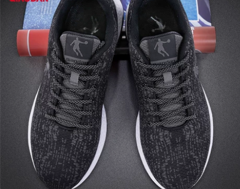 中国乔丹运动鞋男男鞋2023透气男士旅游跑...