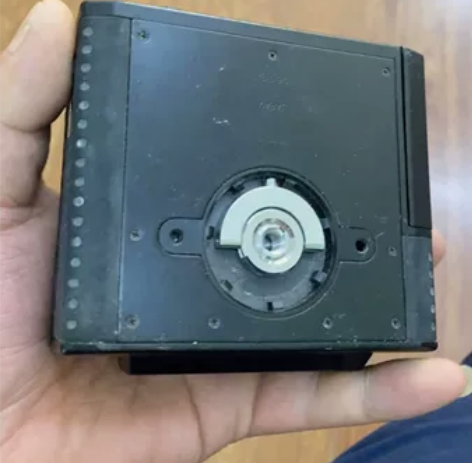 玛米亚RZ67卷片器 见图，外壳无破损，电...