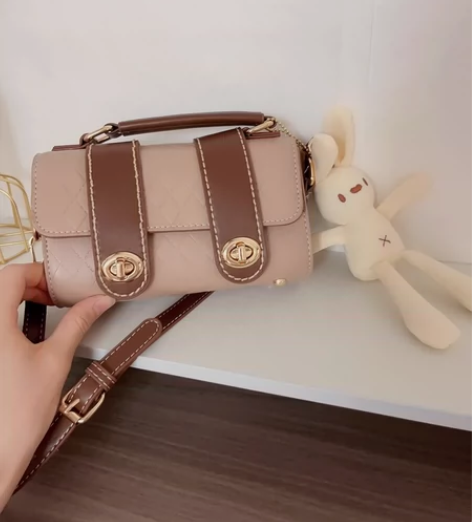 〖博主闲置〗包包，带小兔子 全新，实拍，不...