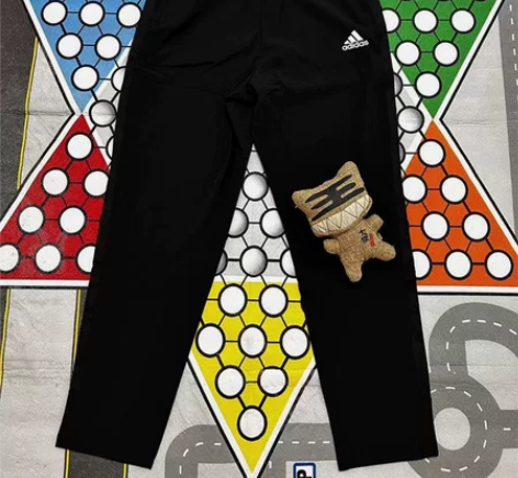 80包邮 全新 阿迪达斯女子梭织九分裤 专...