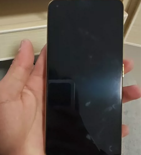 小米11青春版，主板坏了 仅主板损坏，当配...