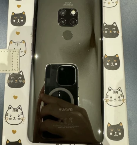 女生自用华为mate20  黑色6+128...