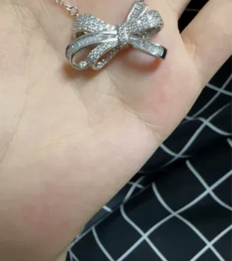 ?CHICYOU 银色钻石蝴蝶结轻奢短款锁...