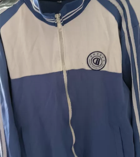 渭城中学校服外套，裤子 一整套， 女生身高...