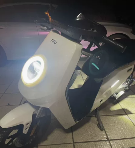 小牛m2 原汁原味 小改 app随时过户可...